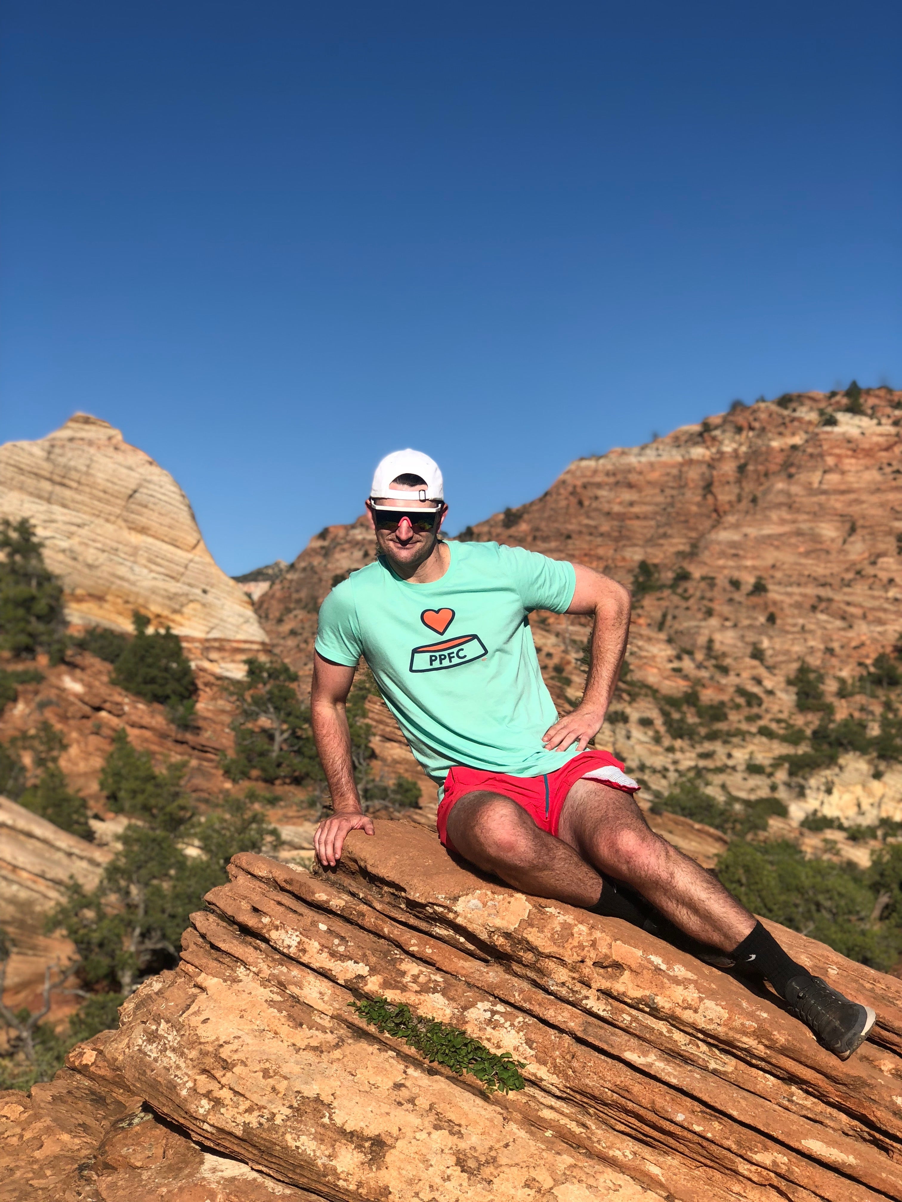 Heart Over Bowl T-Shirt - MINT - Portland Pet Food Company